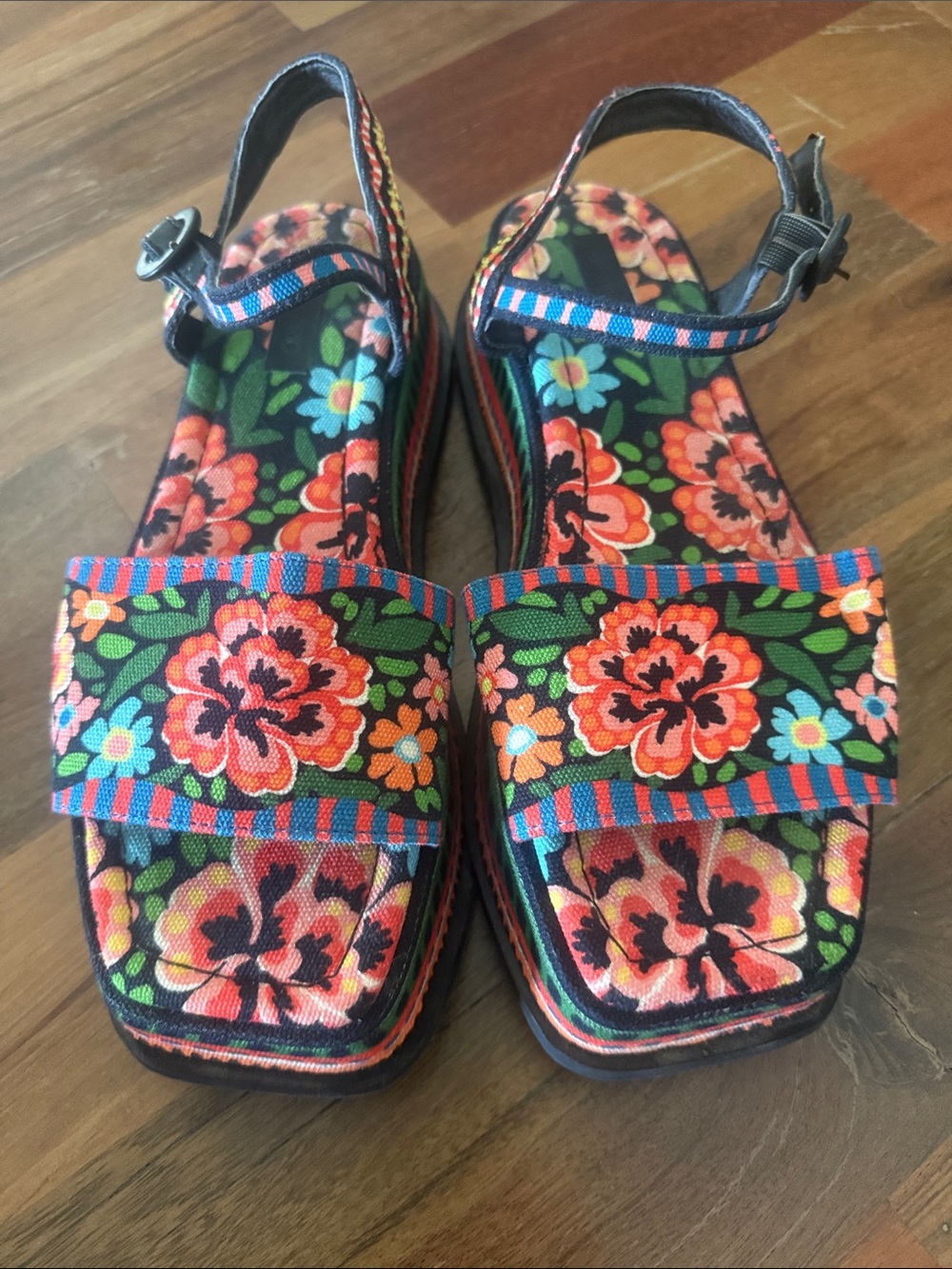 FARM Rio Floral Red & Green Platform Sandals